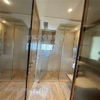 Mount One Rental 3 Bedrooms , 2 Bathrooms 823 ft²