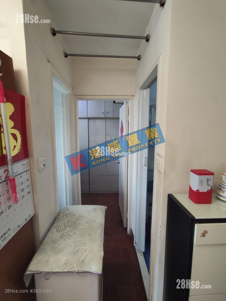 Kai Tin Tower Sell 2 Bedrooms , 1 Bathroom 526 ft²