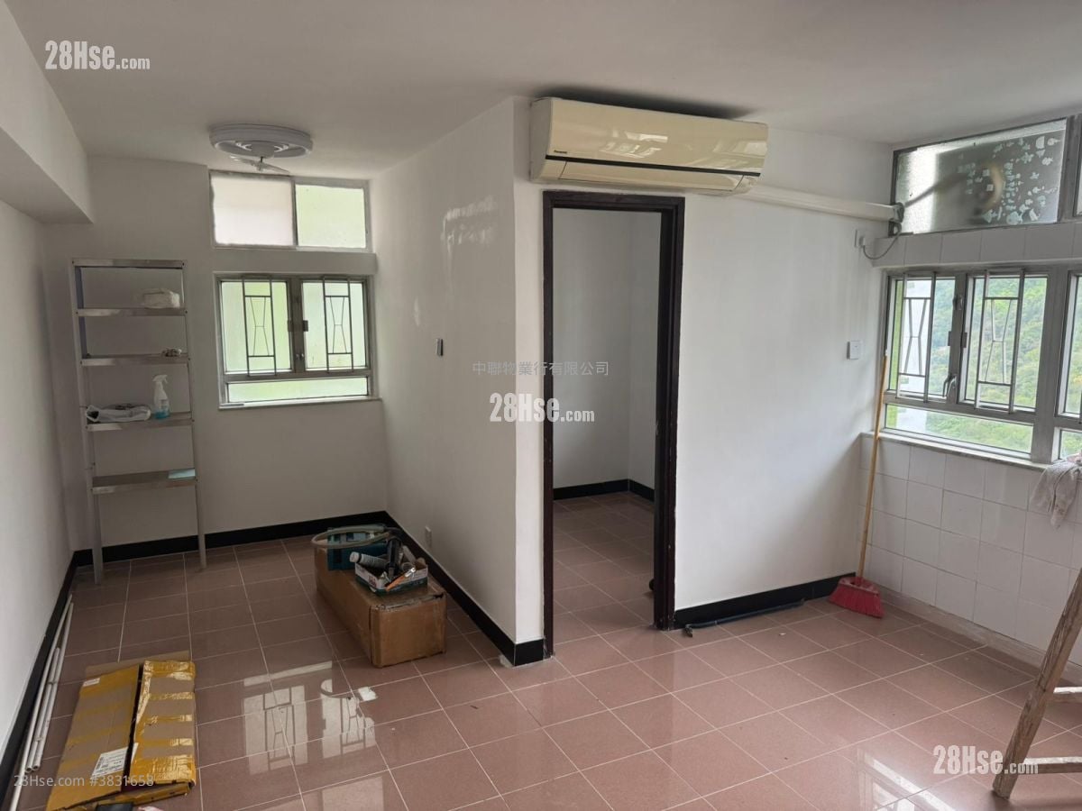 May Shing Court Rental