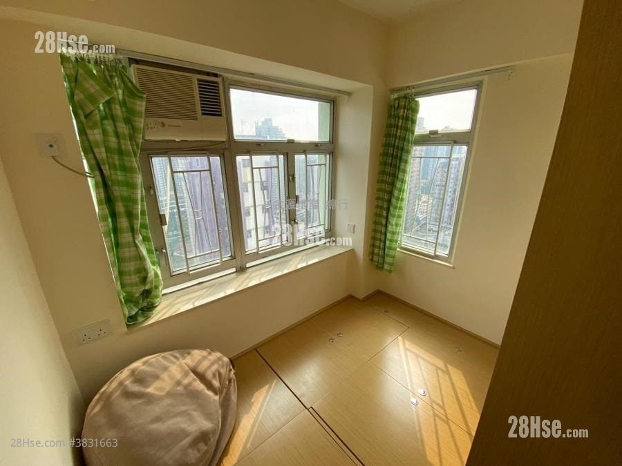 Fu Yau Building Sell 1 Bedroom , 1 Bathroom 245 ft²
