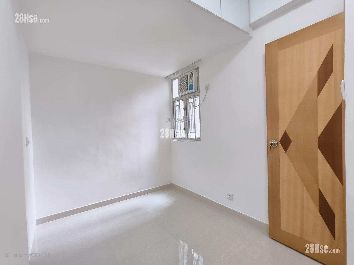Honour Building Rental 2 Bedrooms , 1 Bathroom 318 ft²