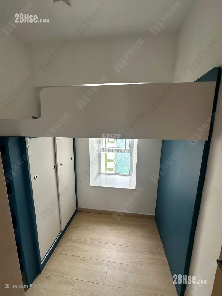 Marina Garden Sell 3 Bedrooms , 2 Bathrooms 567 ft²