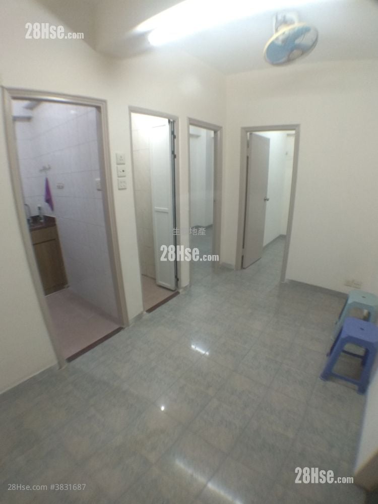 San Po Kong Mansion Rental 2 Bedrooms , 1 Bathroom 300 ft²