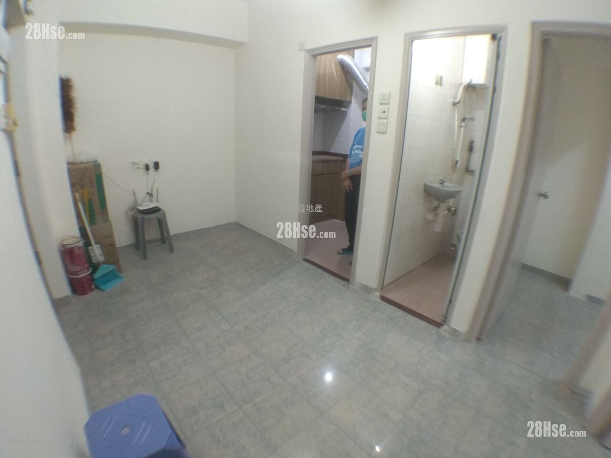 San Po Kong Mansion Rental 2 Bedrooms , 1 Bathroom 300 ft²