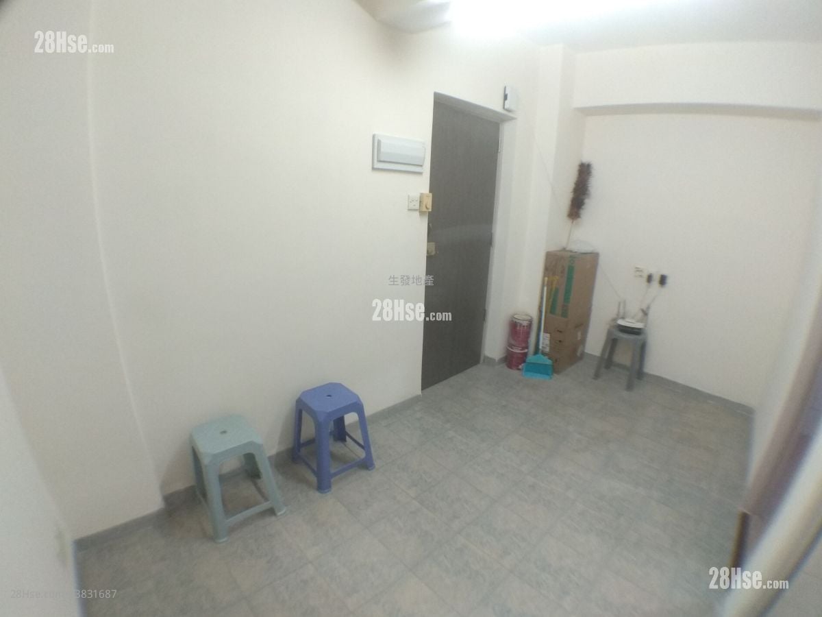 San Po Kong Mansion Rental 2 Bedrooms , 1 Bathroom 300 ft²