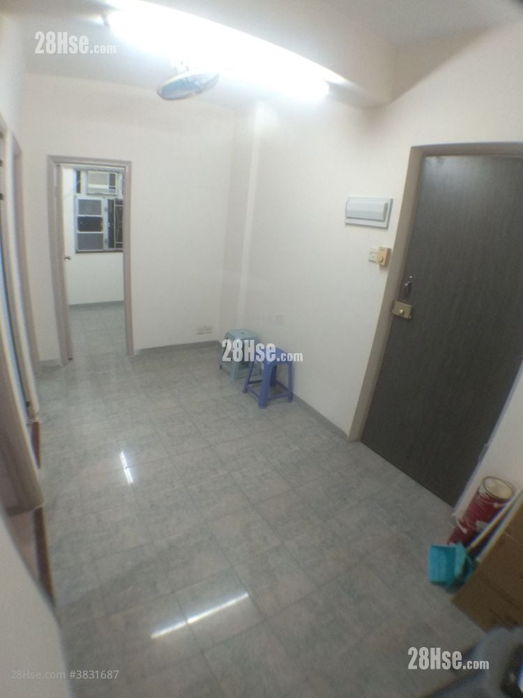 San Po Kong Mansion Rental 2 Bedrooms , 1 Bathroom 300 ft²