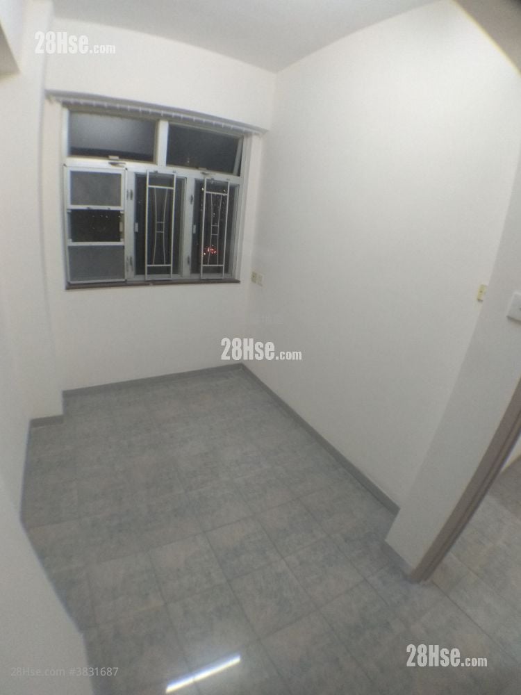 San Po Kong Mansion Rental 2 Bedrooms , 1 Bathroom 300 ft²