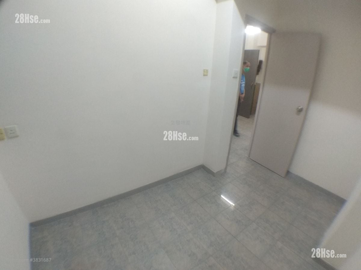 San Po Kong Mansion Rental 2 Bedrooms , 1 Bathroom 300 ft²