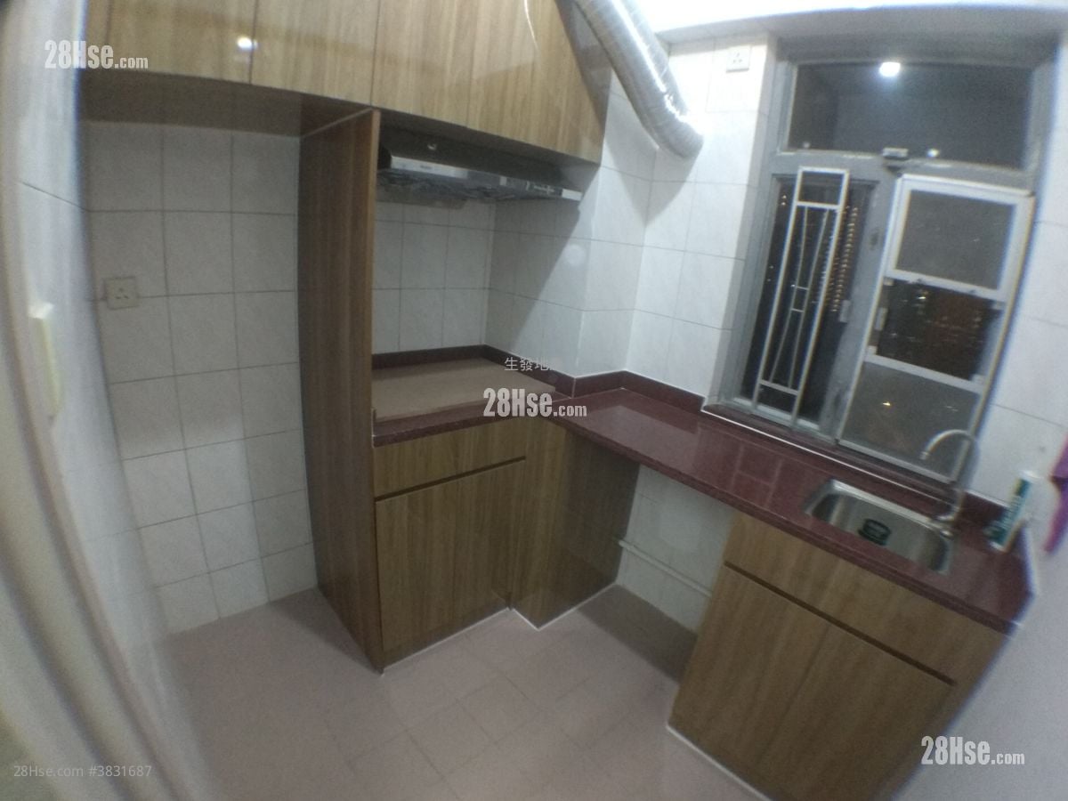 San Po Kong Mansion Rental 2 Bedrooms , 1 Bathroom 300 ft²