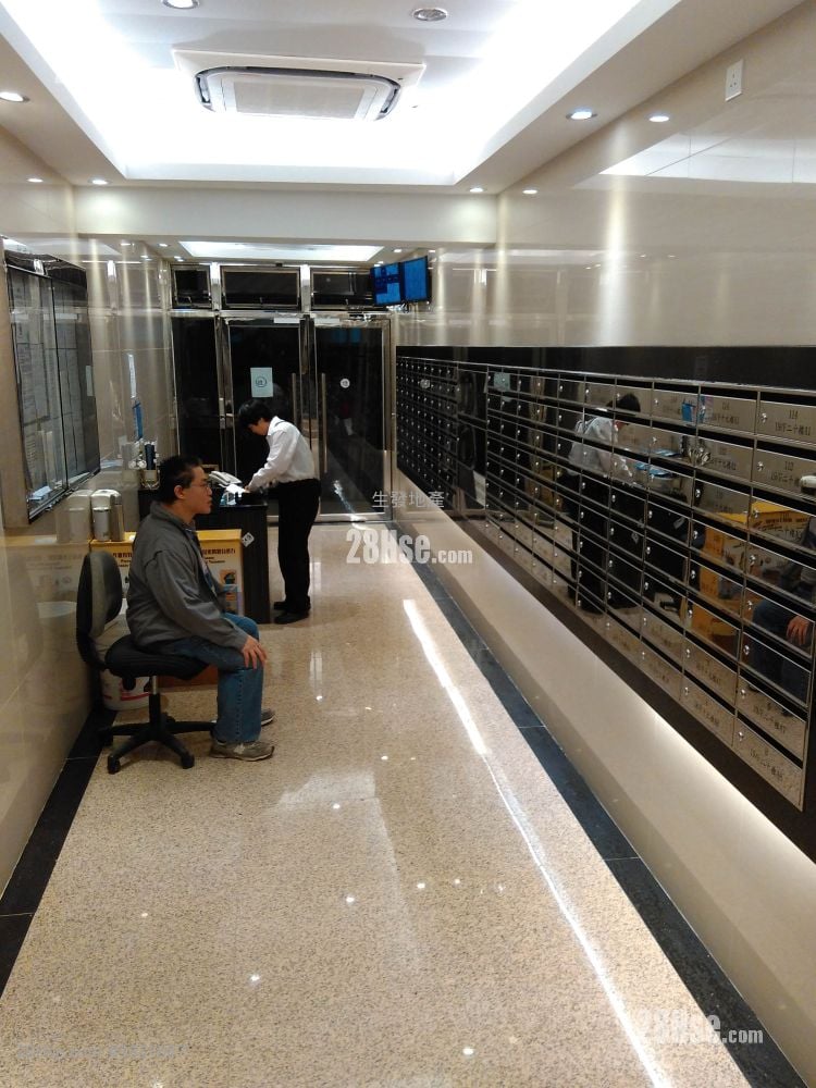 San Po Kong Mansion Rental 2 Bedrooms , 1 Bathroom 300 ft²