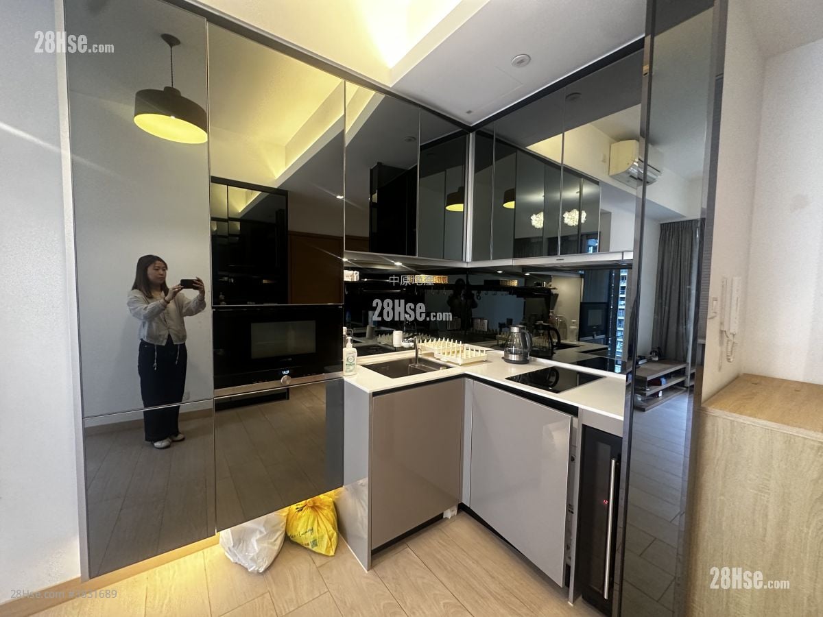 Century Link Sell 2 Bedrooms 461 ft²