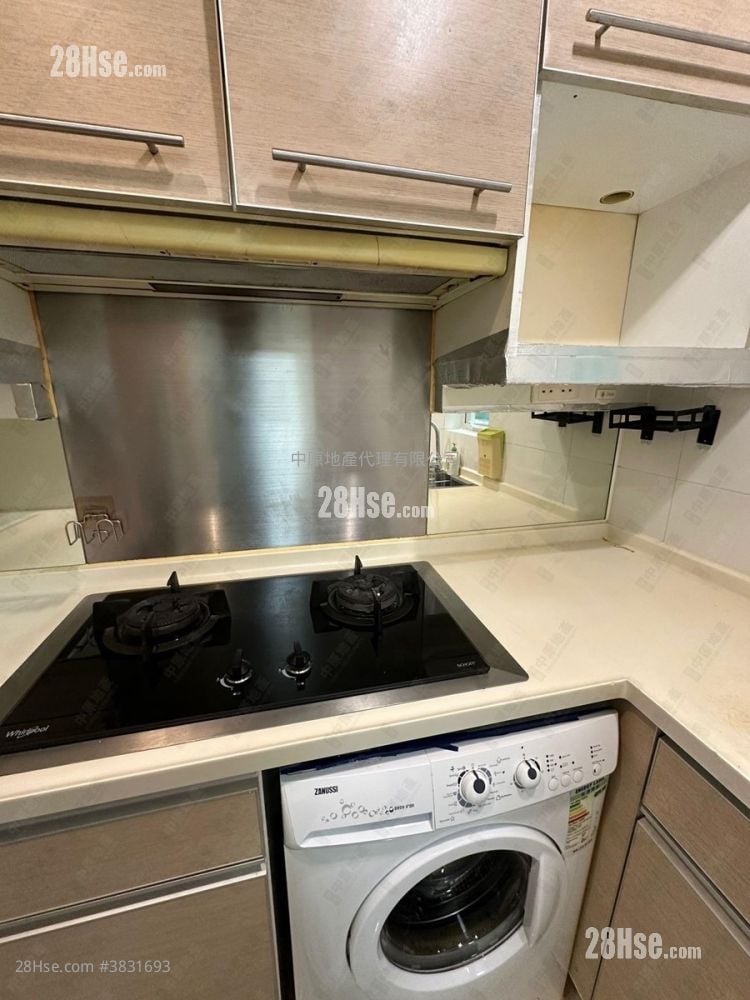 Metro Town Sell 3 Bedrooms , 2 Bathrooms 629 ft²