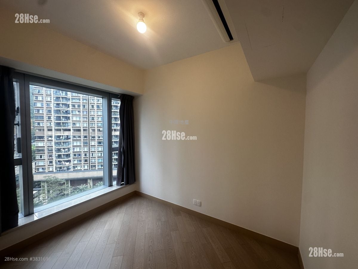 Century Link Sell 2 Bedrooms 461 ft²
