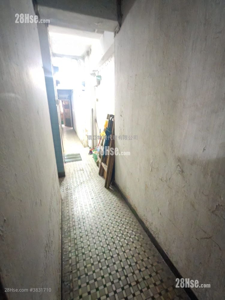 Joy Fat House Sell 5+ Bedrooms , 2 Bathrooms 766 ft²
