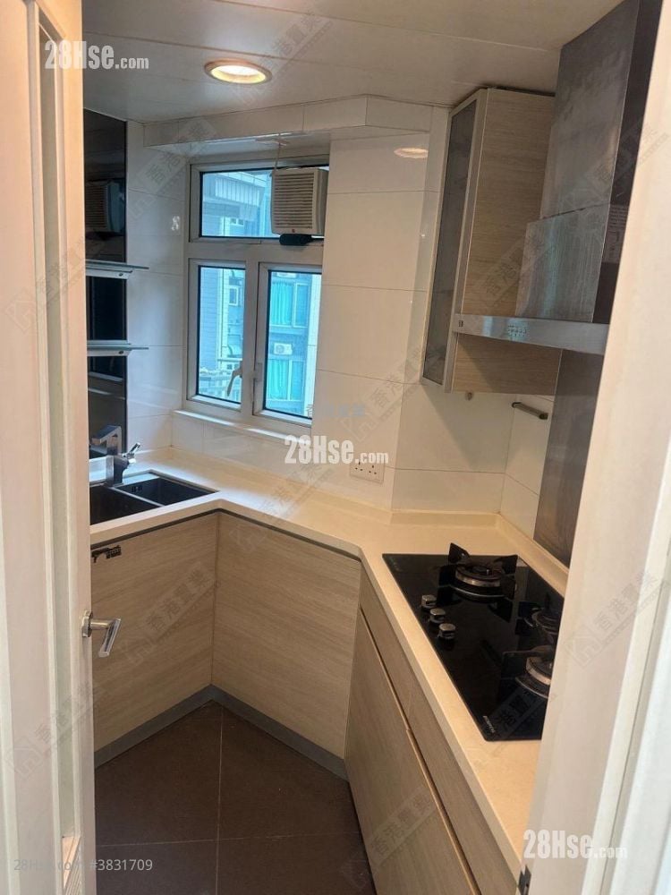 The Beaumount Rental 2 Bedrooms , 1 Bathroom 499 ft²
