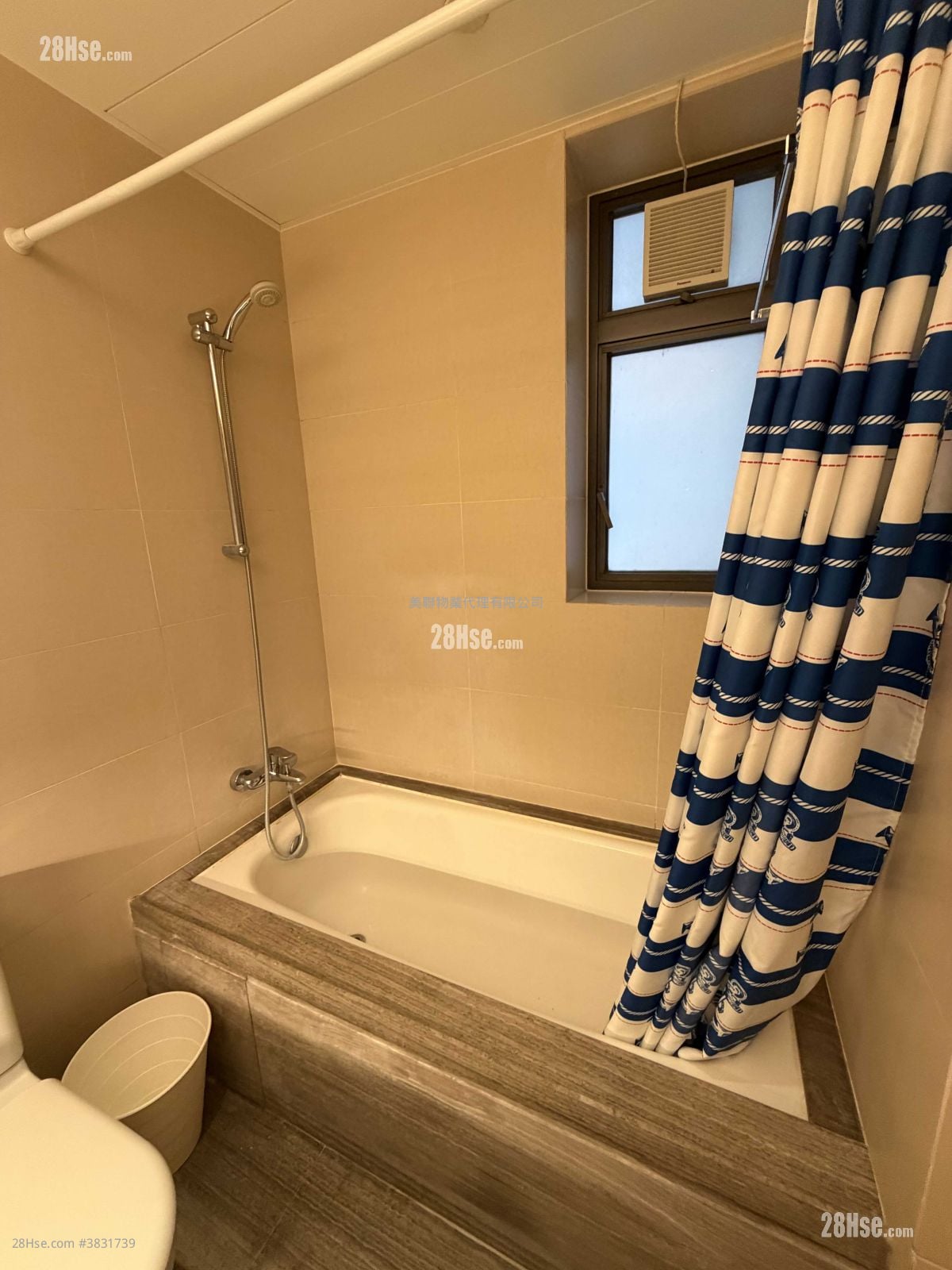 The Visionary Rental 703 ft²
