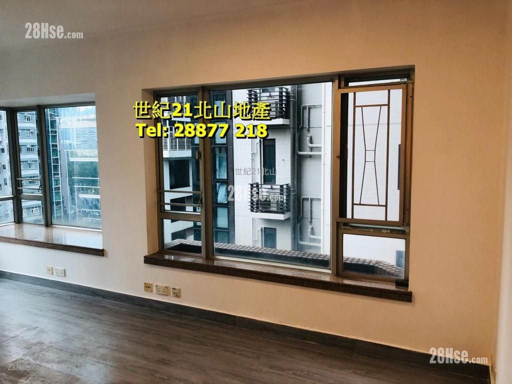 Supernova Stand Sell 2 Bedrooms , 1 Bathroom 322 ft²