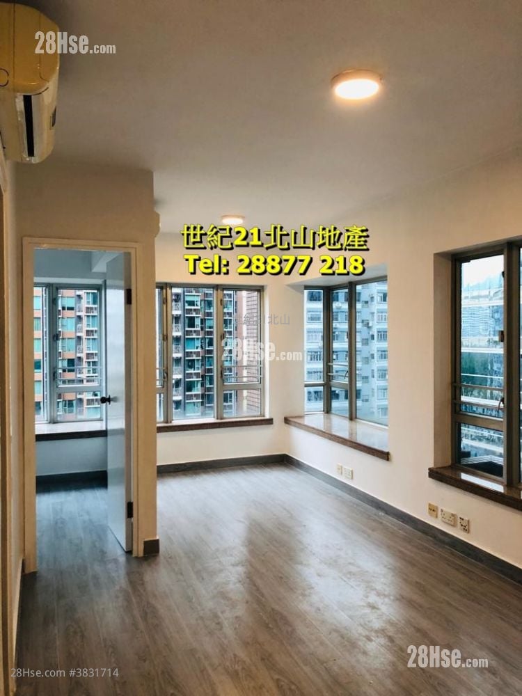 Supernova Stand Sell 2 Bedrooms , 1 Bathroom 322 ft²