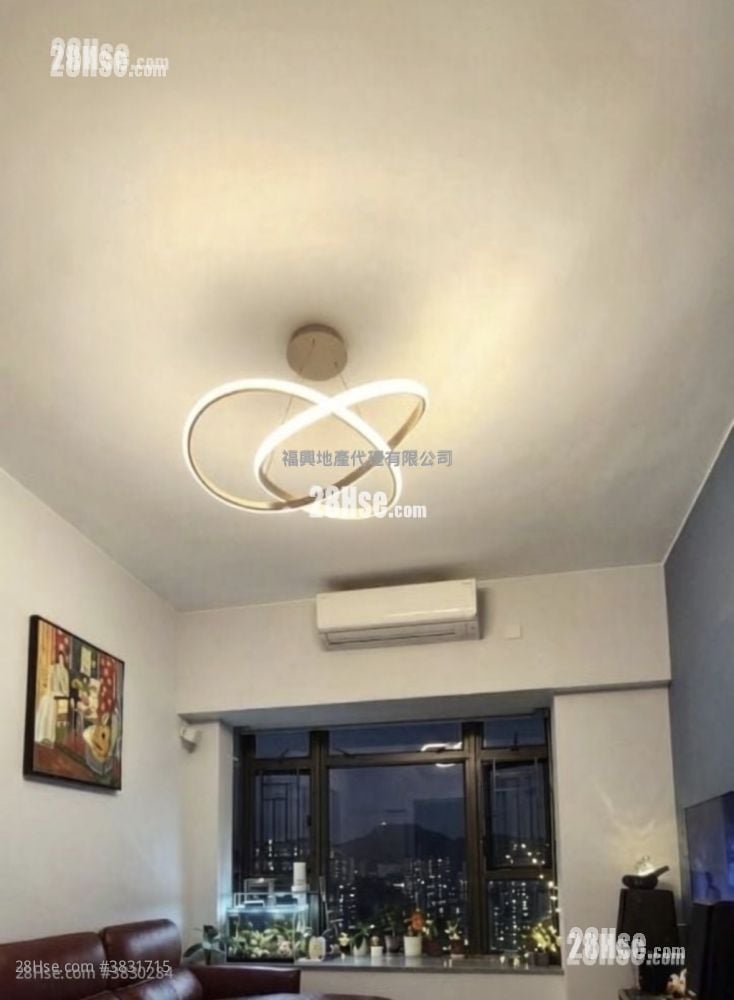 Royal Peninsula Sell 2 Bedrooms , 1 Bathroom 592 ft²