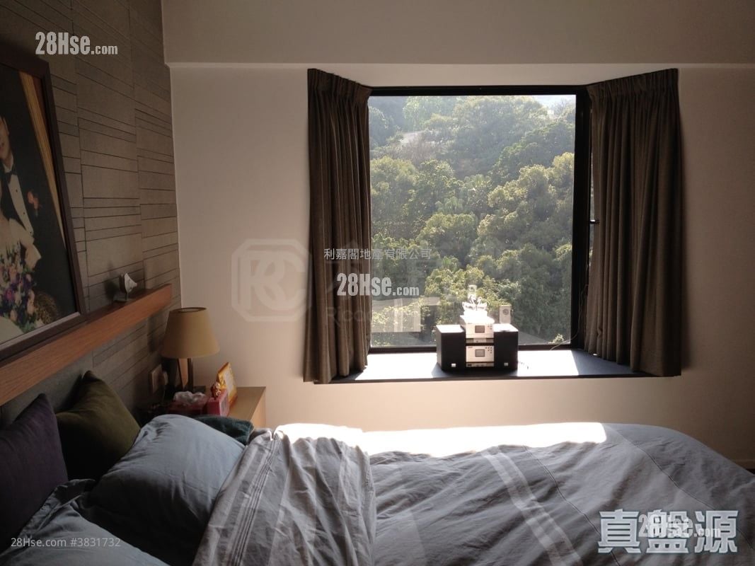 Kingsford Height Sell 3 Bedrooms 1,058 ft²