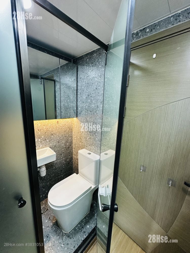Tung Lok Mansion Rental 180 ft²