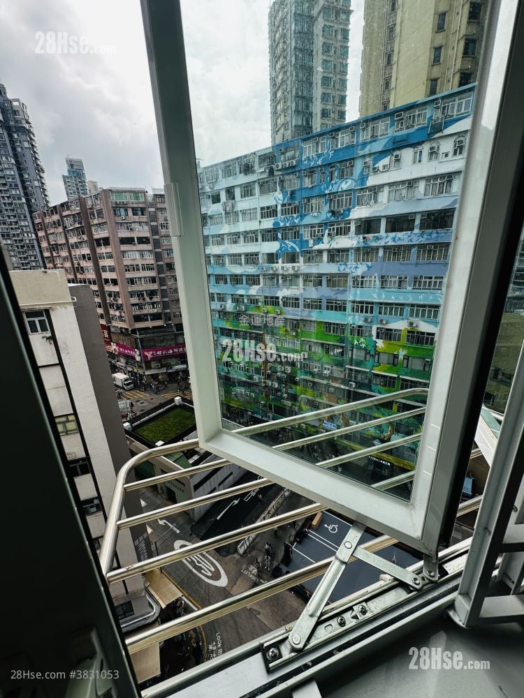 Tung Lok Mansion Rental 180 ft²