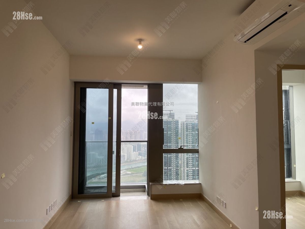 Grand Marini Sell 2 Bedrooms 546 ft²