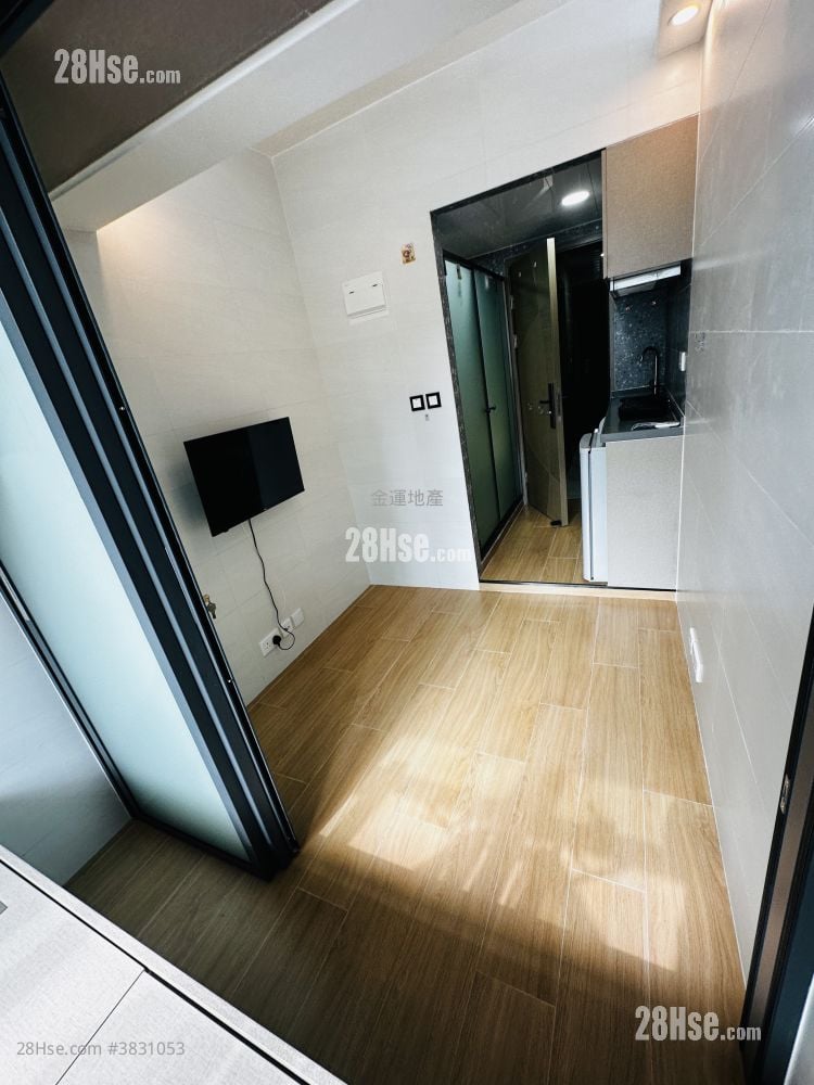 Tung Lok Mansion Rental 180 ft²