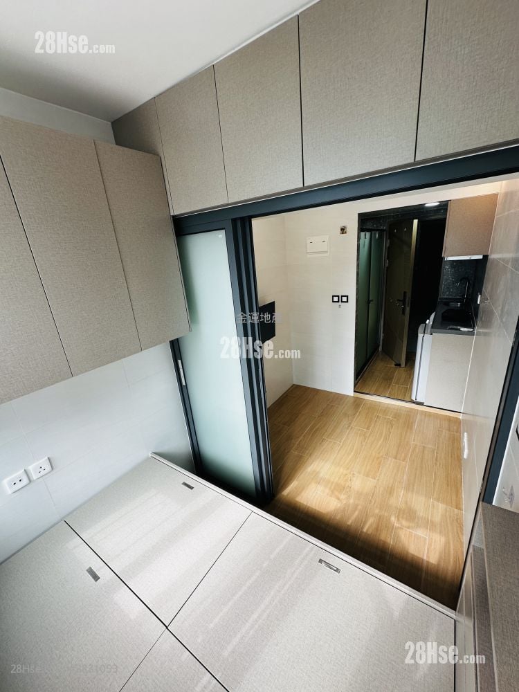 Tung Lok Mansion Rental 180 ft²
