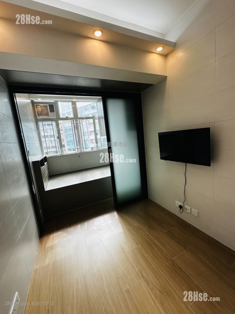 Tung Lok Mansion Rental 180 ft²