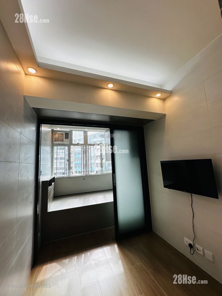 Tung Lok Mansion Rental 180 ft²