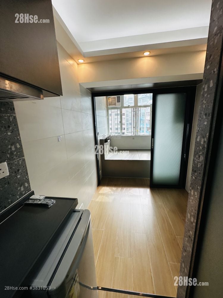 Tung Lok Mansion Rental 180 ft²