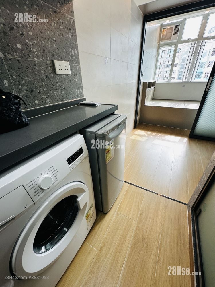 Tung Lok Mansion Rental 180 ft²