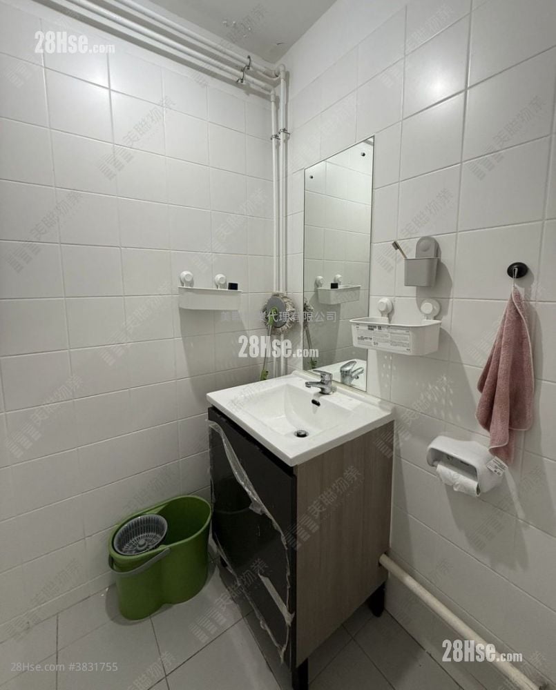 Yung Ming Court Sell 1 Bathroom 372 ft²