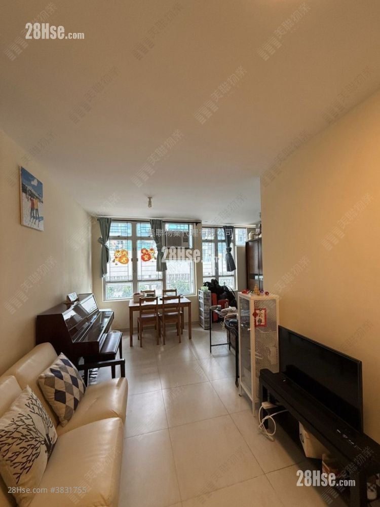 Yung Ming Court Sell 1 Bathroom 372 ft²