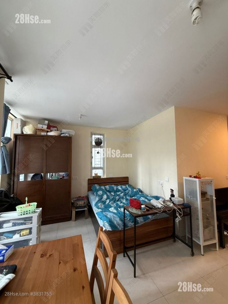 Yung Ming Court Sell 1 Bathroom 372 ft²