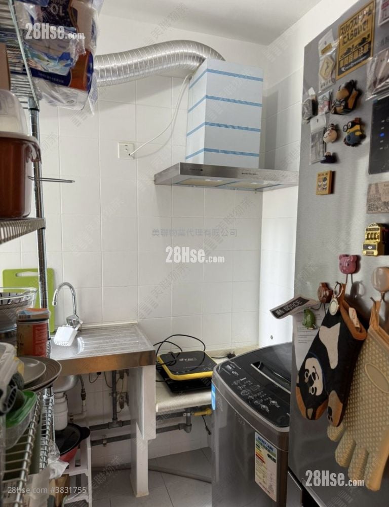 Yung Ming Court Sell 1 Bathroom 372 ft²