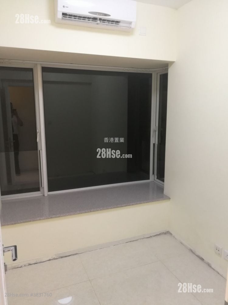 峻瀅 售盤 3 房 , 2 浴室 695 平方呎