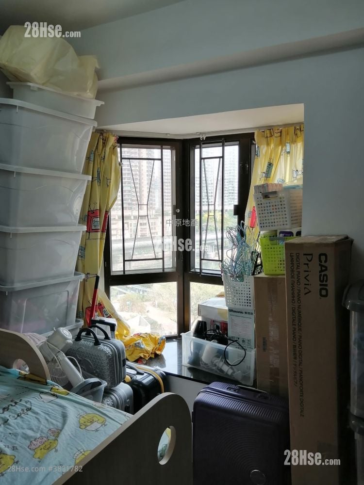 睡房 1: 雅都花园 售盘 3 房 566 平方尺