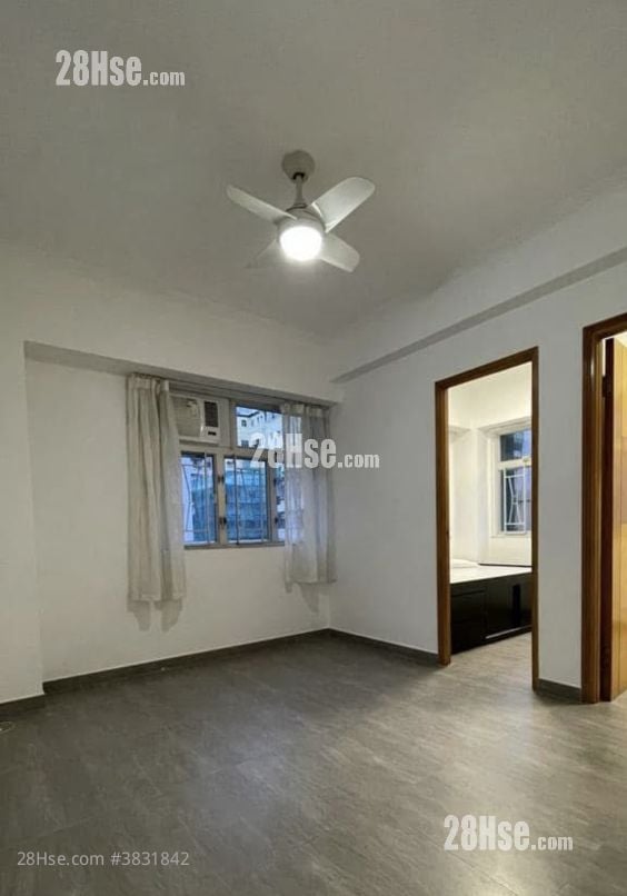 Maple Mansion Rental 2 Bedrooms , 1 Bathroom 295 ft²