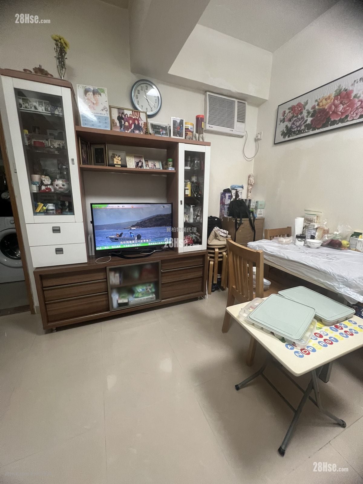 Man Fat Building Sell 2 Bedrooms , 1 Bathroom 336 ft²
