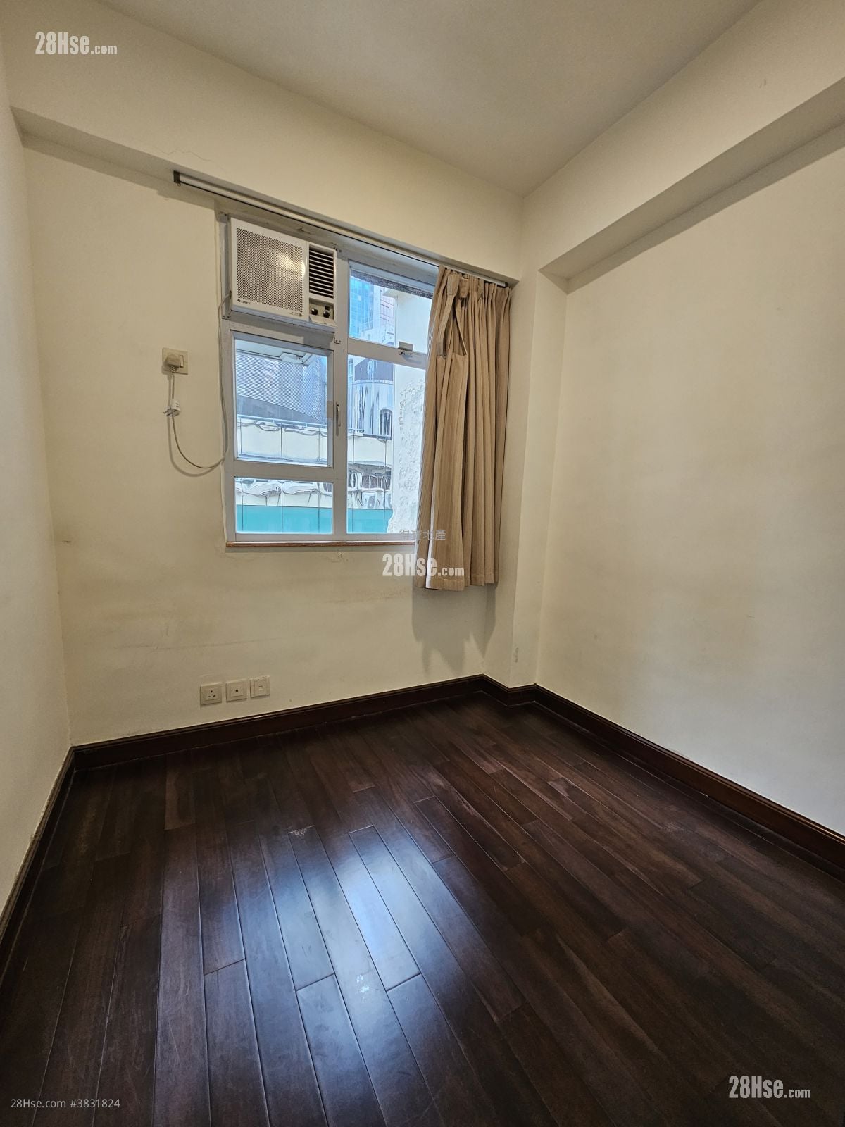 Apartment Sell 2 Bedrooms , 1 Bathroom 260 ft²