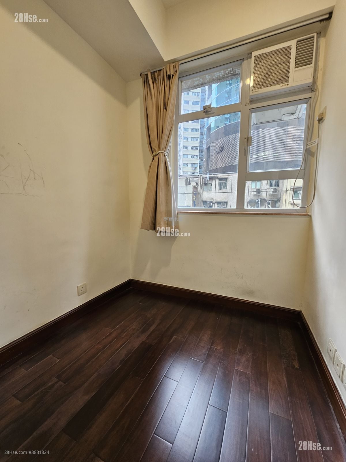 Apartment Sell 2 Bedrooms , 1 Bathroom 260 ft²