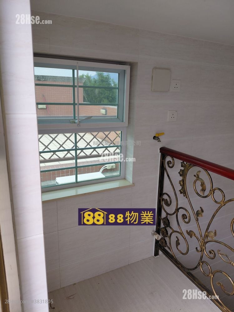 Ta Kwu Ling Sell 3 Bedrooms , 1 Bathroom 700 ft²
