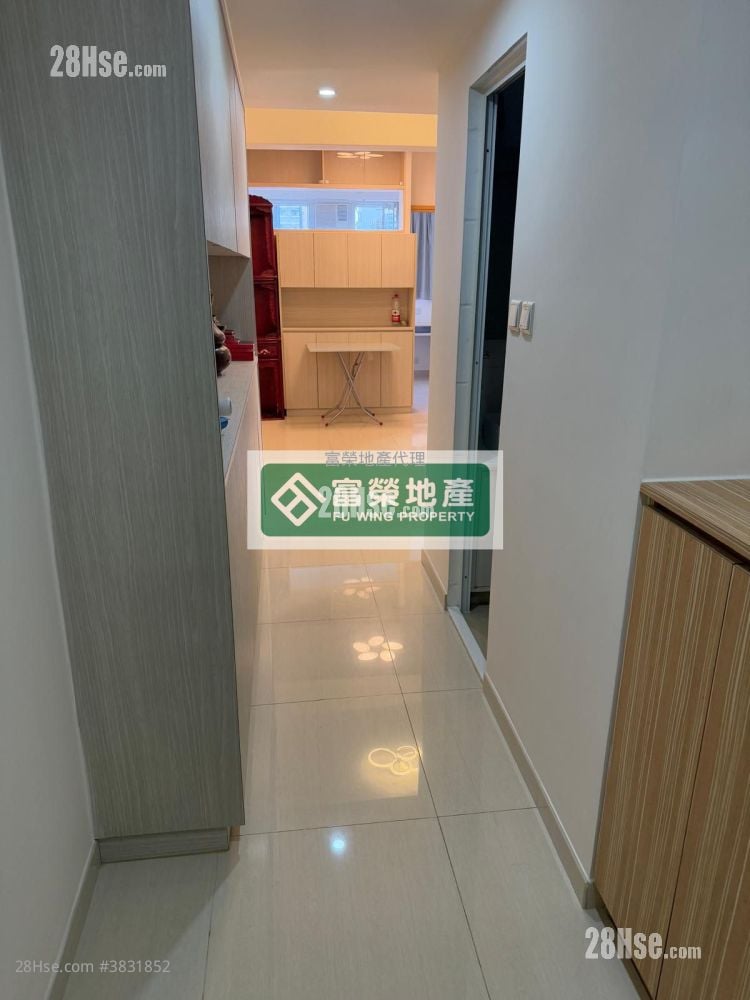 Wang On Building Rental 3 Bedrooms , 1 Bathroom 561 ft²