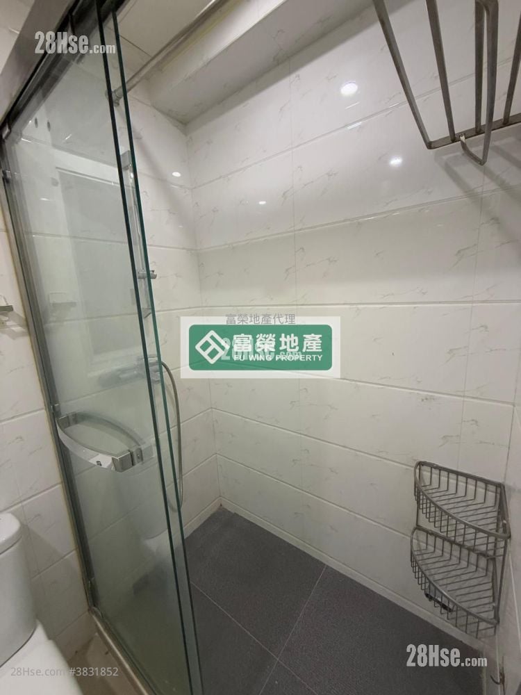 Wang On Building Rental 3 Bedrooms , 1 Bathroom 561 ft²