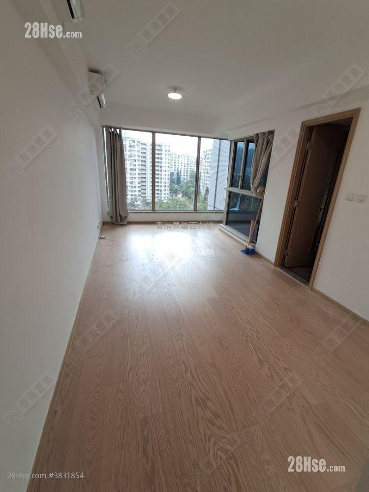 Seaside Sonata Sell 3 Bedrooms , 2 Bathrooms 786 ft²