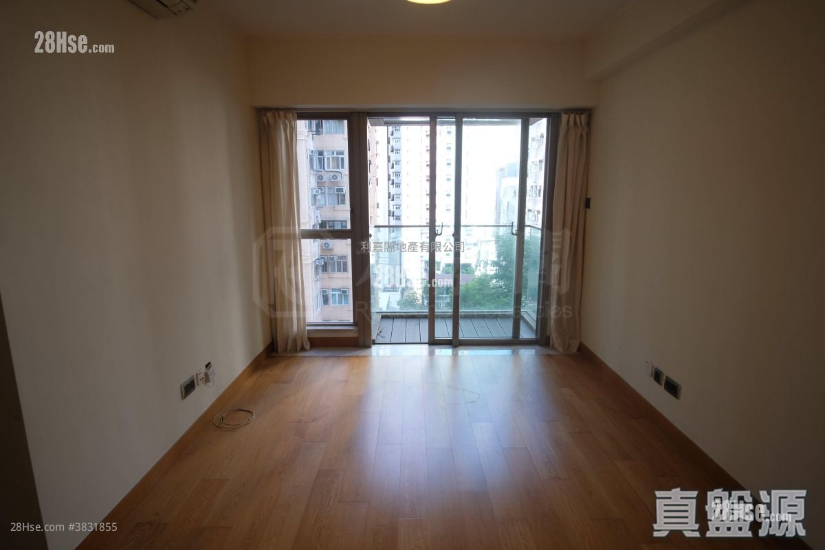 The Nova Sell 2 Bedrooms , 1 Bathroom 500 ft²