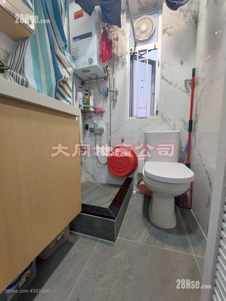 Shun Hing Building Rental 1 Bedroom , 1 Bathroom 312 ft²