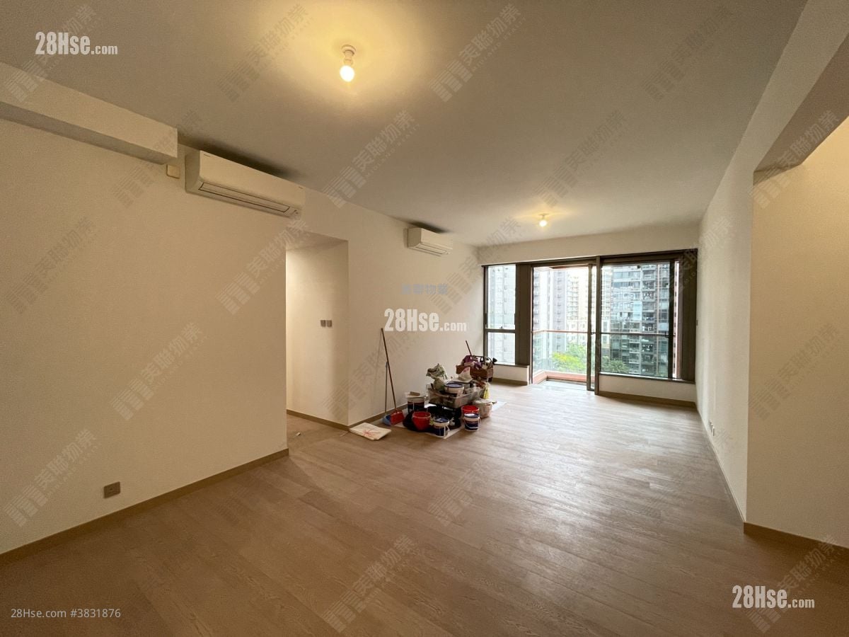 Centra Horizon Rental 1,225 ft²